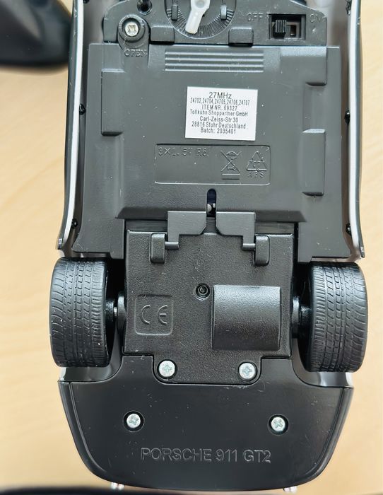 Porche 911 GT2 cu telecomanda