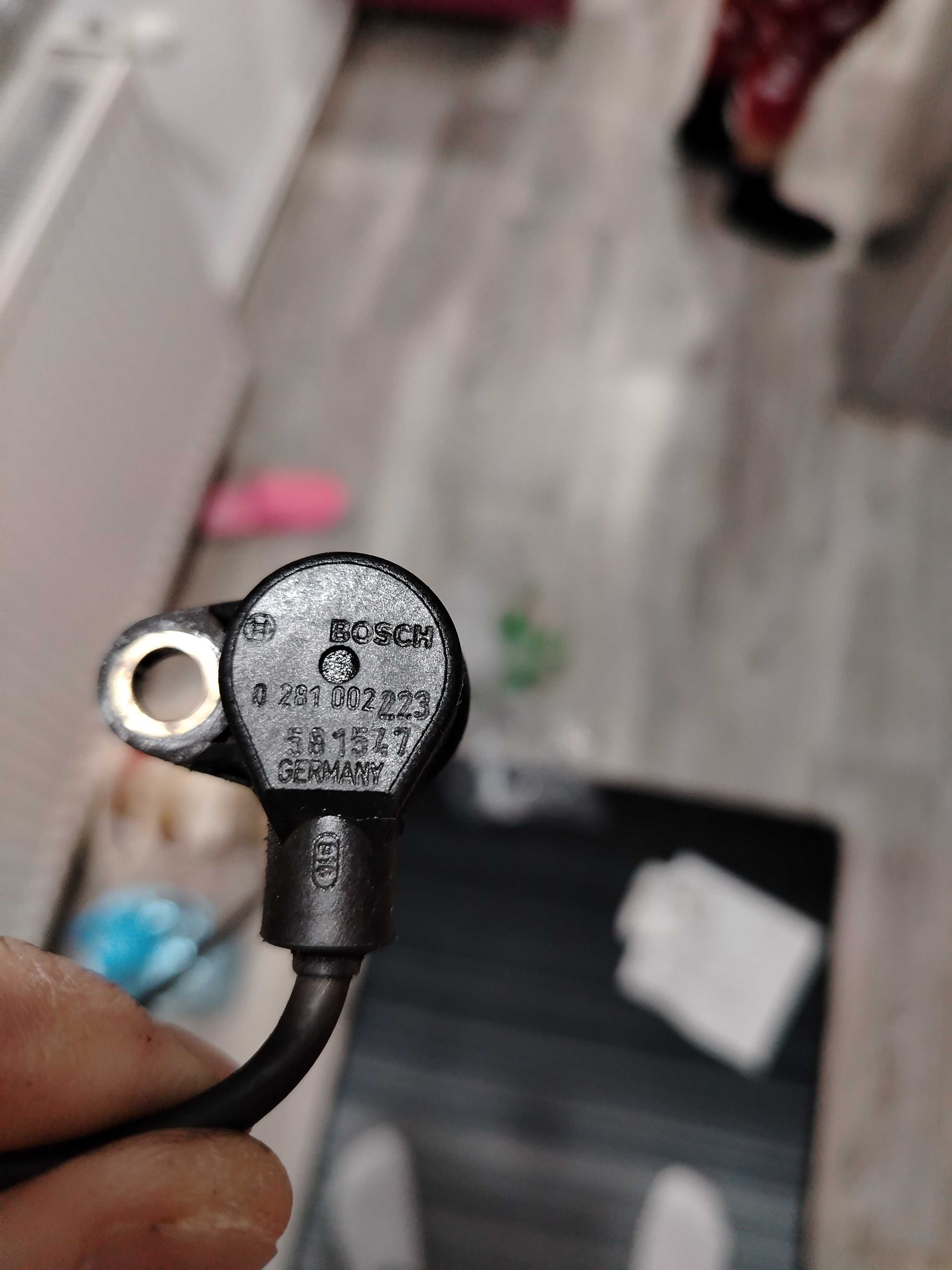 Senzor turatie(G28), Audi A4 2.0 benzina, cod Alt, marca Bosch