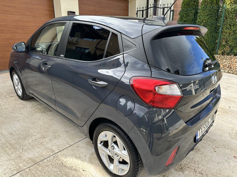 hyundai i10 exclusive