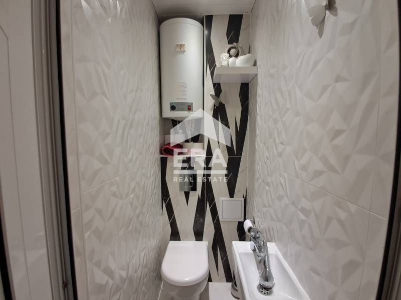 Продава се Четиристаен апартамент в Варна, Окръжна болница - 135 кв.м за 1741 €/кв.м - Снимка #9