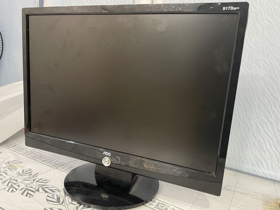 Монитор AOC 917Sw+ (рабочий, полный комплект)
