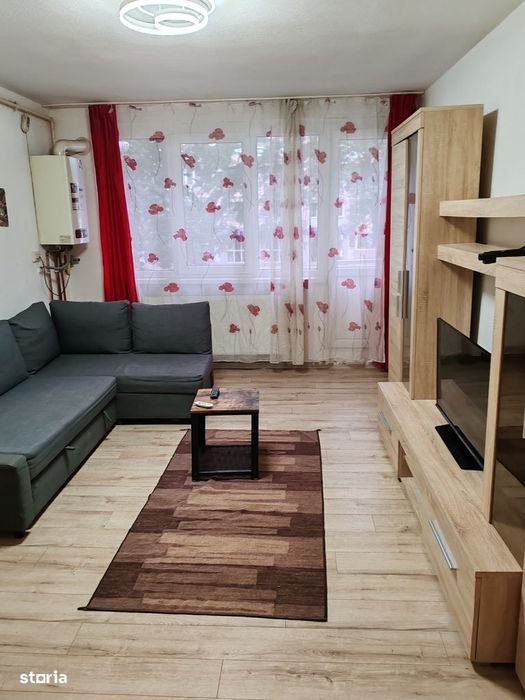 Inchiriez Garsoniera et 1  Govandar