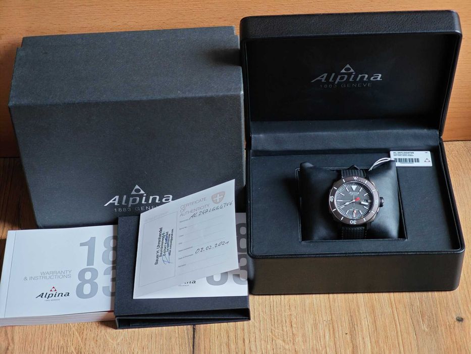 БАРТЕР Alpina Seastrong Diver GMT