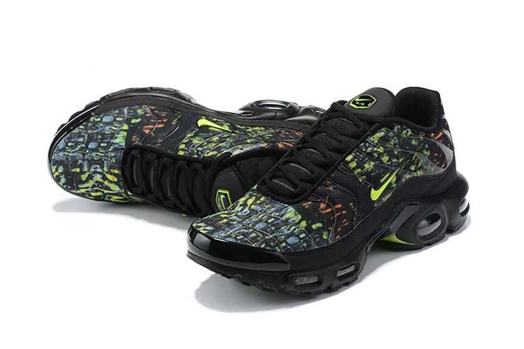 Мъжки маратонки Nike Air Max Plus  Black Volt номер 44