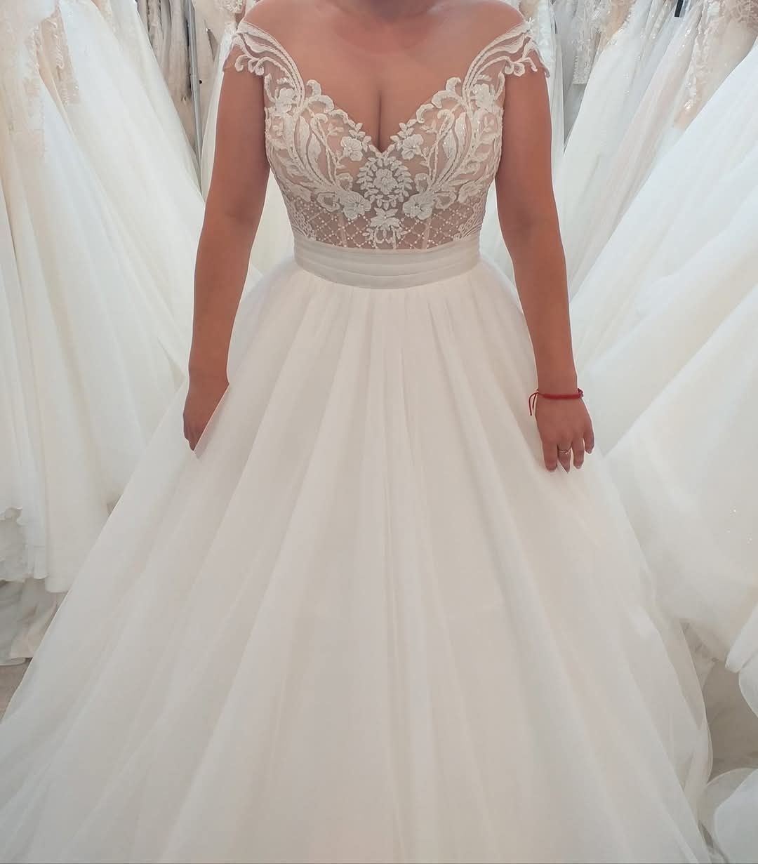 Vând rochie de mireasă