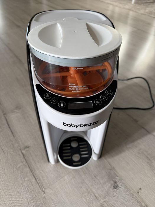 Espressor de Lapte Praf Formula Pro Advanced White de la BabyBrezza