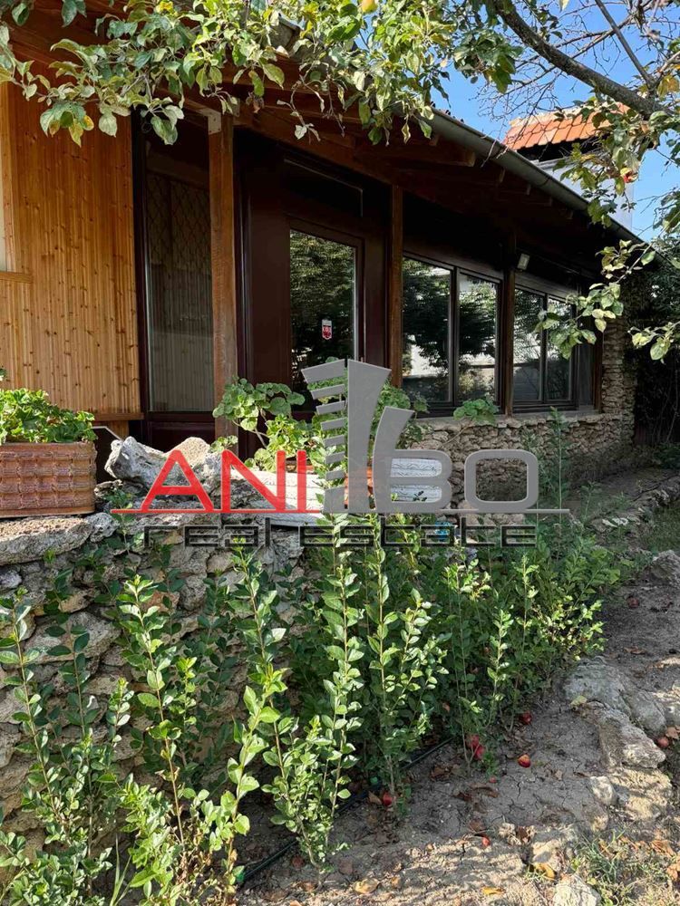 Продава се Къща в с. Генерал Кантарджиево, Област Варна - 210 кв.м за 1072 €/кв.м - Снимка #12