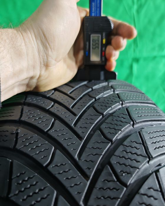 215/55R17 Semperit 2023 by continental stare foarte buna