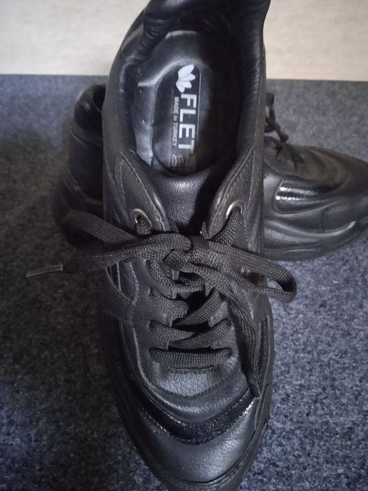 Продаются турецкие кроссовки