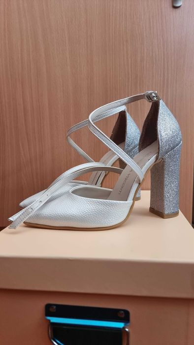 Подаръчни обувки