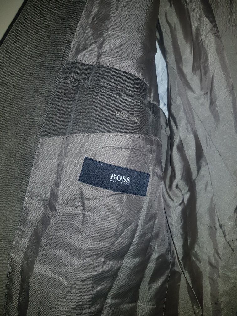 Sacou barbati Boss L-XL de toamna