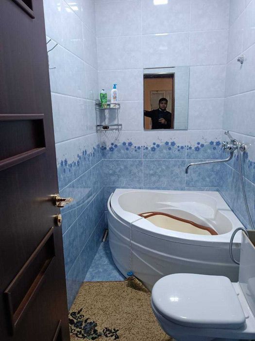 Учқаҳрамон постдан 1 км  1 km 4 sotix + 2 sotix zaxvat