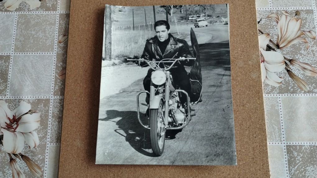 Ретро снимка на Елвис Пресли 1964.г