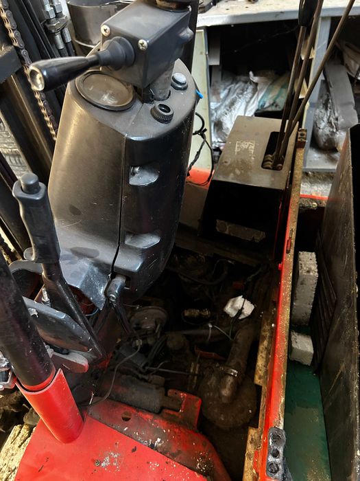 Електрокар LINDE E16 324 на части 2 бр.