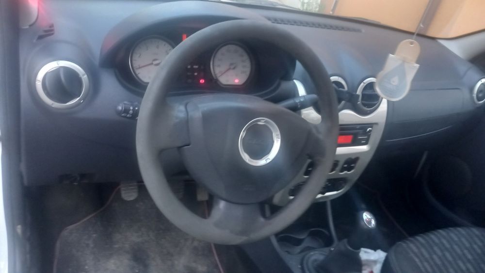 Vând Dacia Logan 1.2