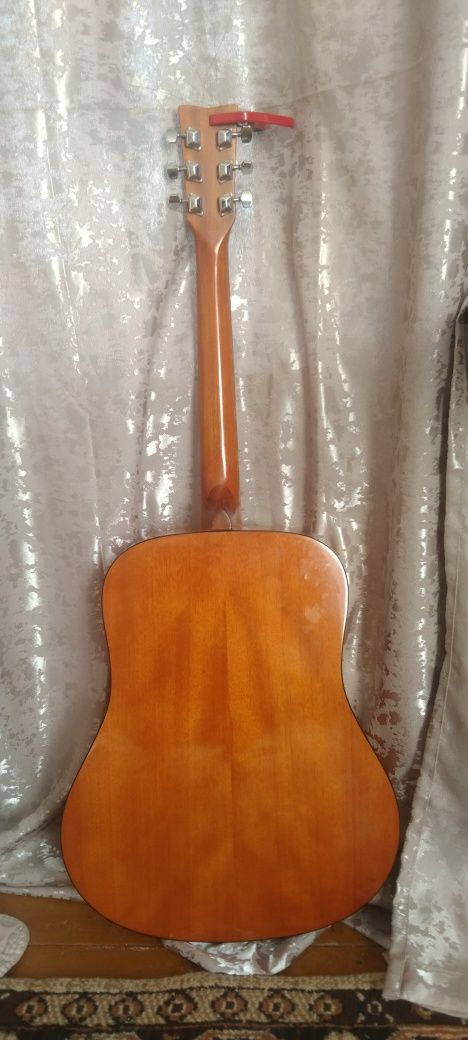 Гитара Yamaha f310