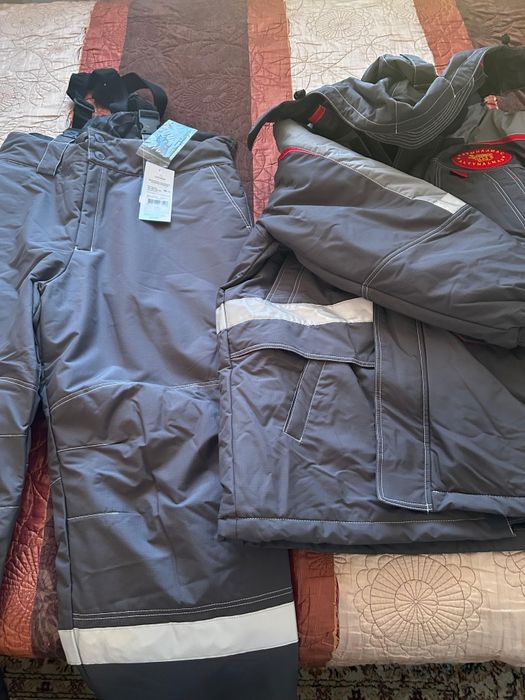 Продам зимную спец.одежду