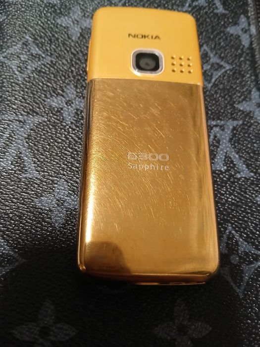 Assalom alekum telefon sotiladi Original Nokia 6300 Gold