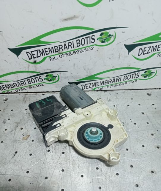 Motoras macara geam spate dreapta Volkswagen VW Passat B6