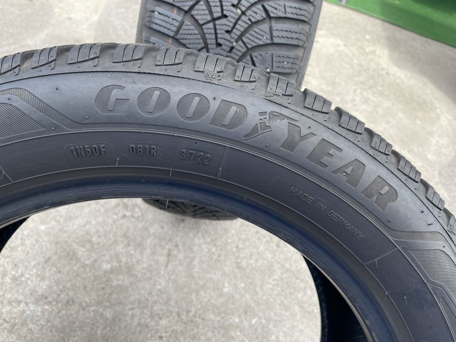 205/55/15 -2бр. Зимни гуми GoodYear/dor:2022