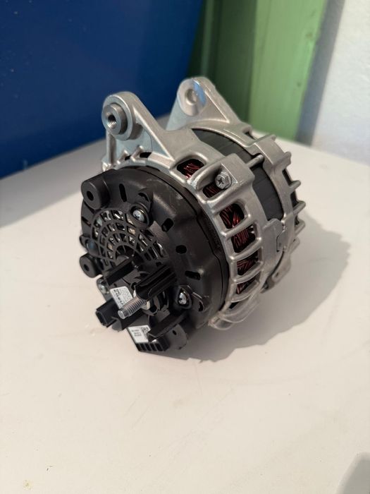 Alternator masina nou