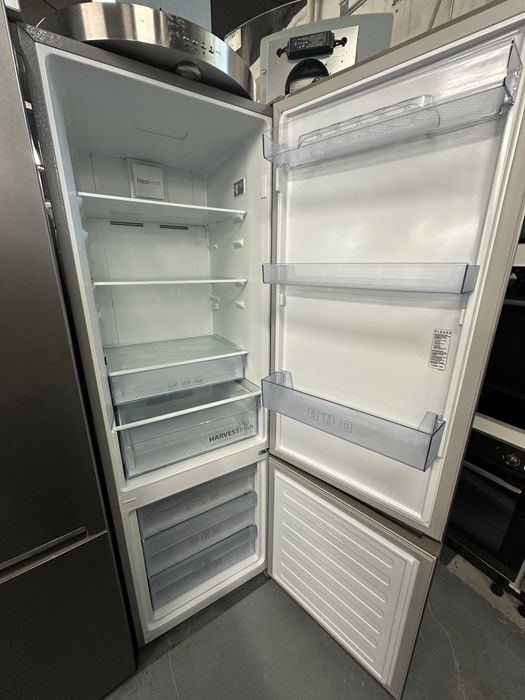 Combina frigorifica Beko RCNT375I40XBN