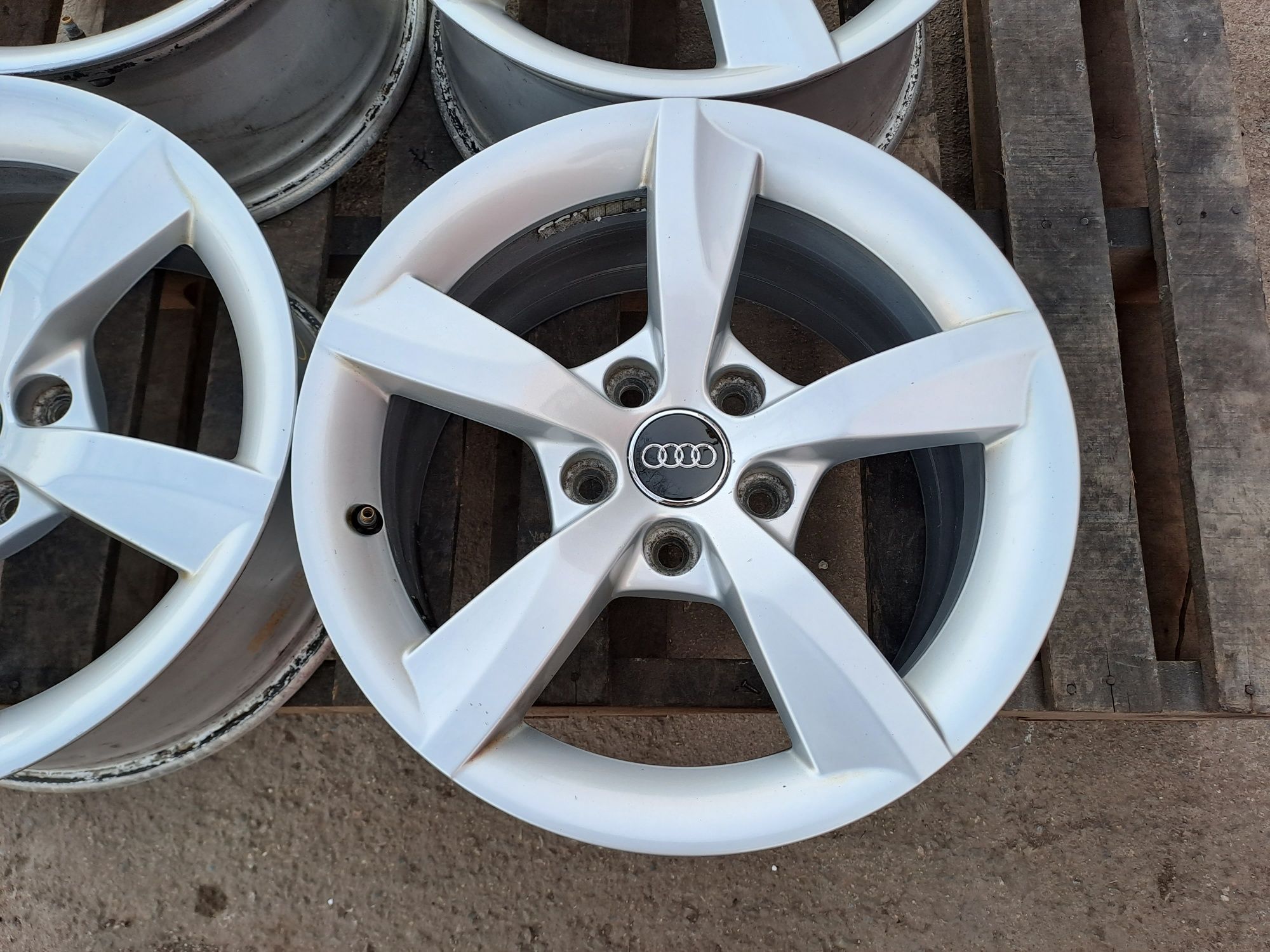 16" 5X112mm Audi, 5х112мм Ауди 66.6мм