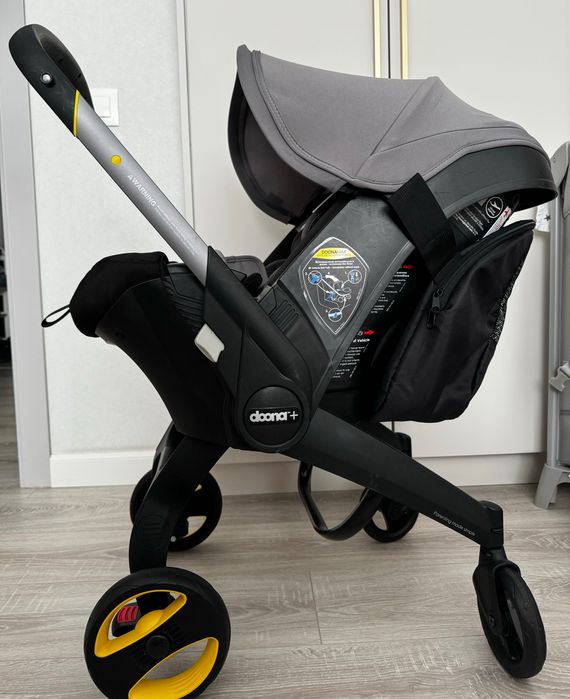 Продам коляску-автолюльку Doona