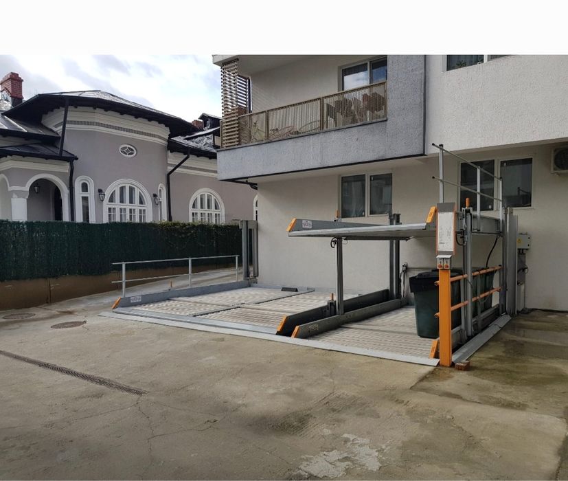 Vand loc de parcare Sector 2