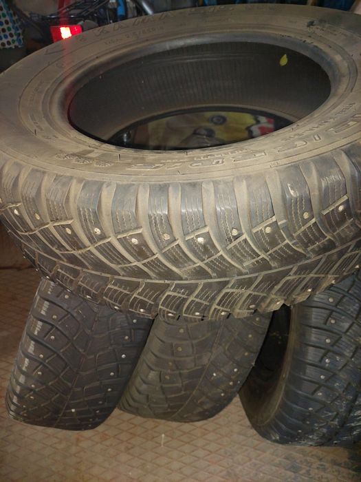 Резина диаметром R16 бу