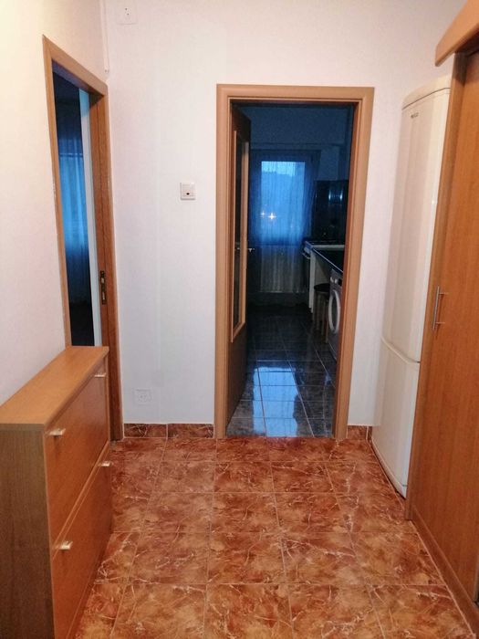 PF inchiriez garsoniera decomandata, mobilata, 40 MP Sebastian Rahova