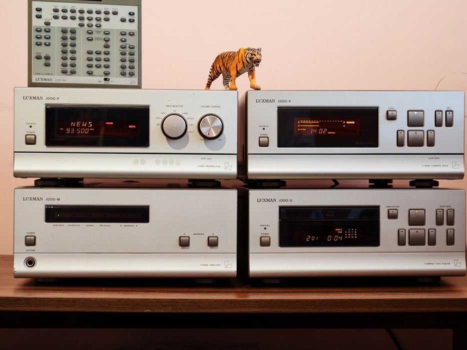 Luxman 1000M. Linie Hi-Fi clasa High-End. Cap serie. 10/10. Preț fix !