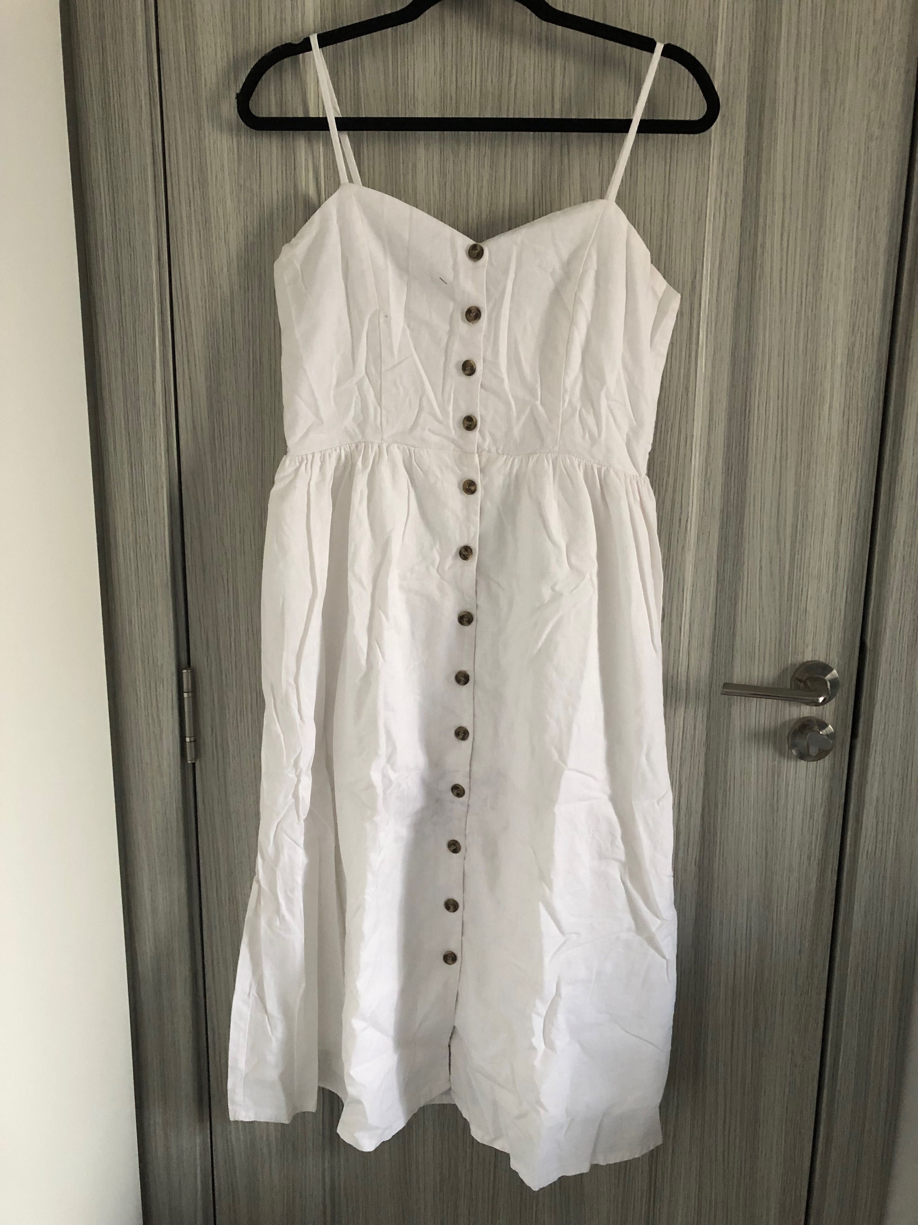Vand rochite h&m marimi , S,M ,L , 44