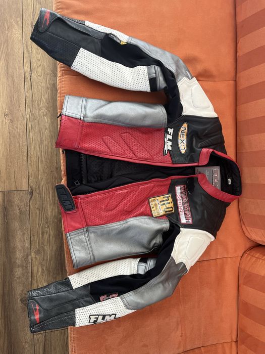 Дамско кожено яке за мотор