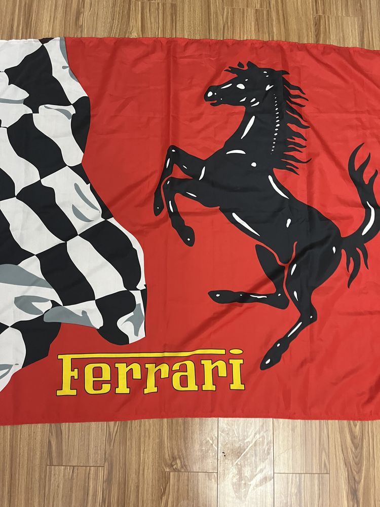 Steag Ferrari , autentic , impecabil