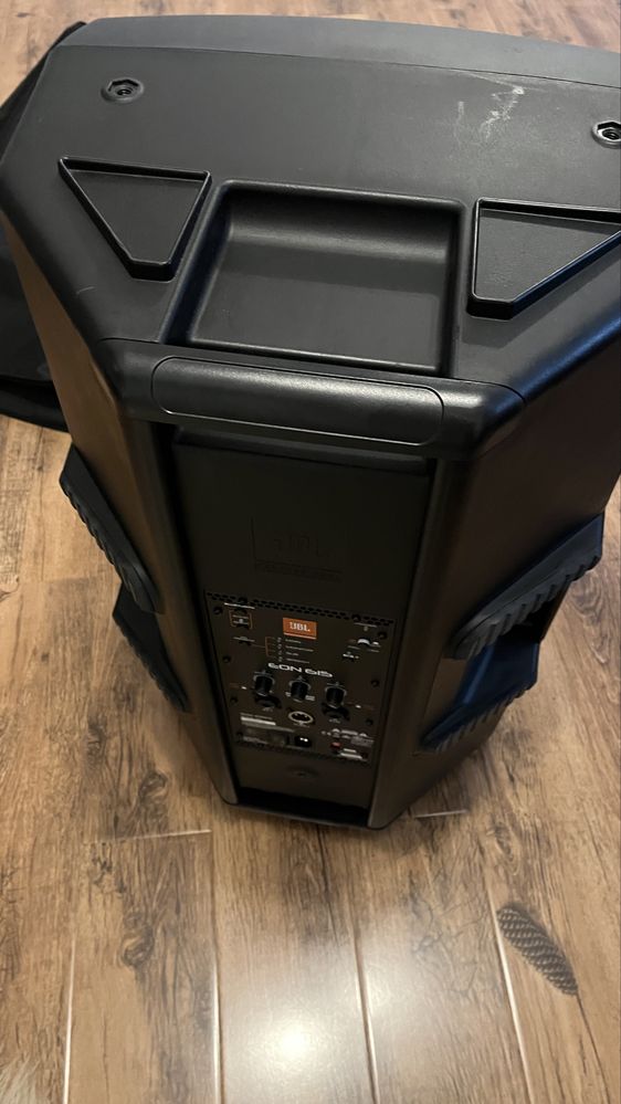 Vand 2 boxe Jbl 615