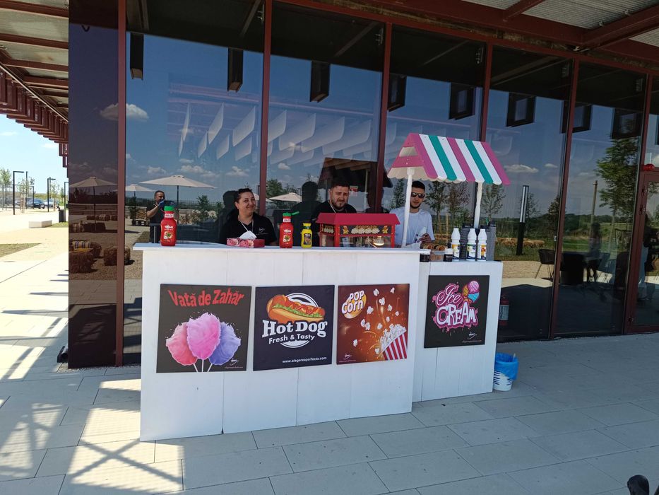 Toneta de înghețată limonada vata de zahar pop corn hott dog