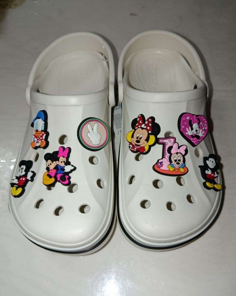 Джибитсы на crocs Jibbitz набор очень хорошо
