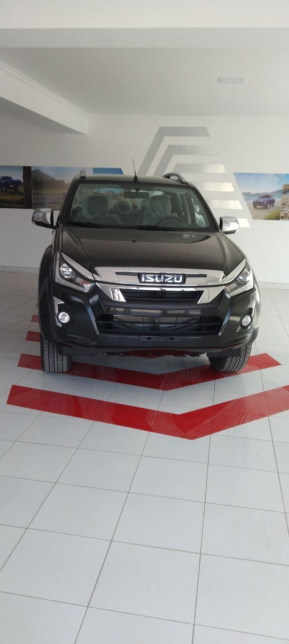 ISUZU D-Max пикап кредит