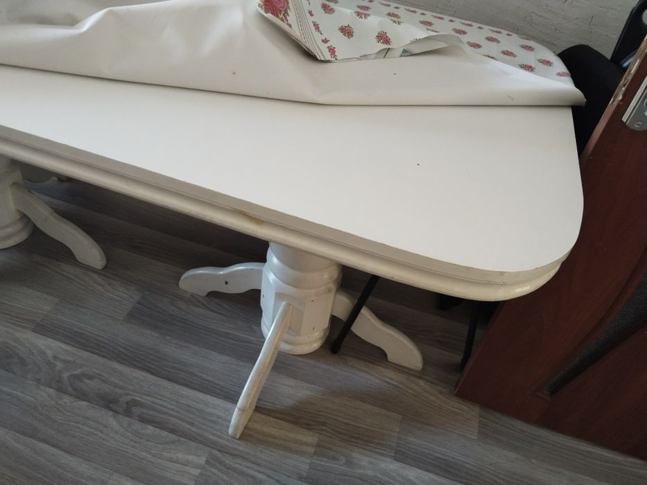 Здравствуйте кухонный длинный стол