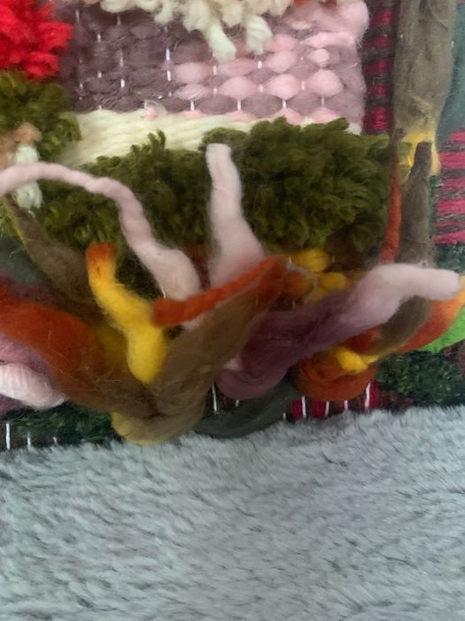 Гоблен „Магия на цветните поляни“.