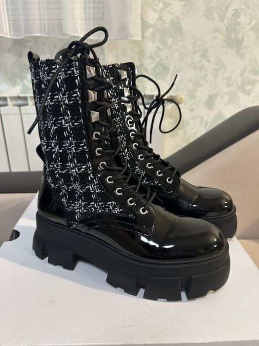 Черни дамски боти Aldo