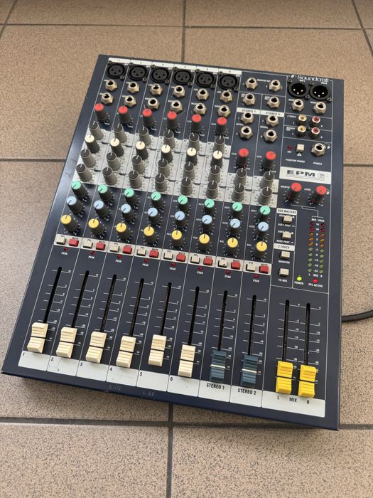 Mixer audio Soundcraft EPM6