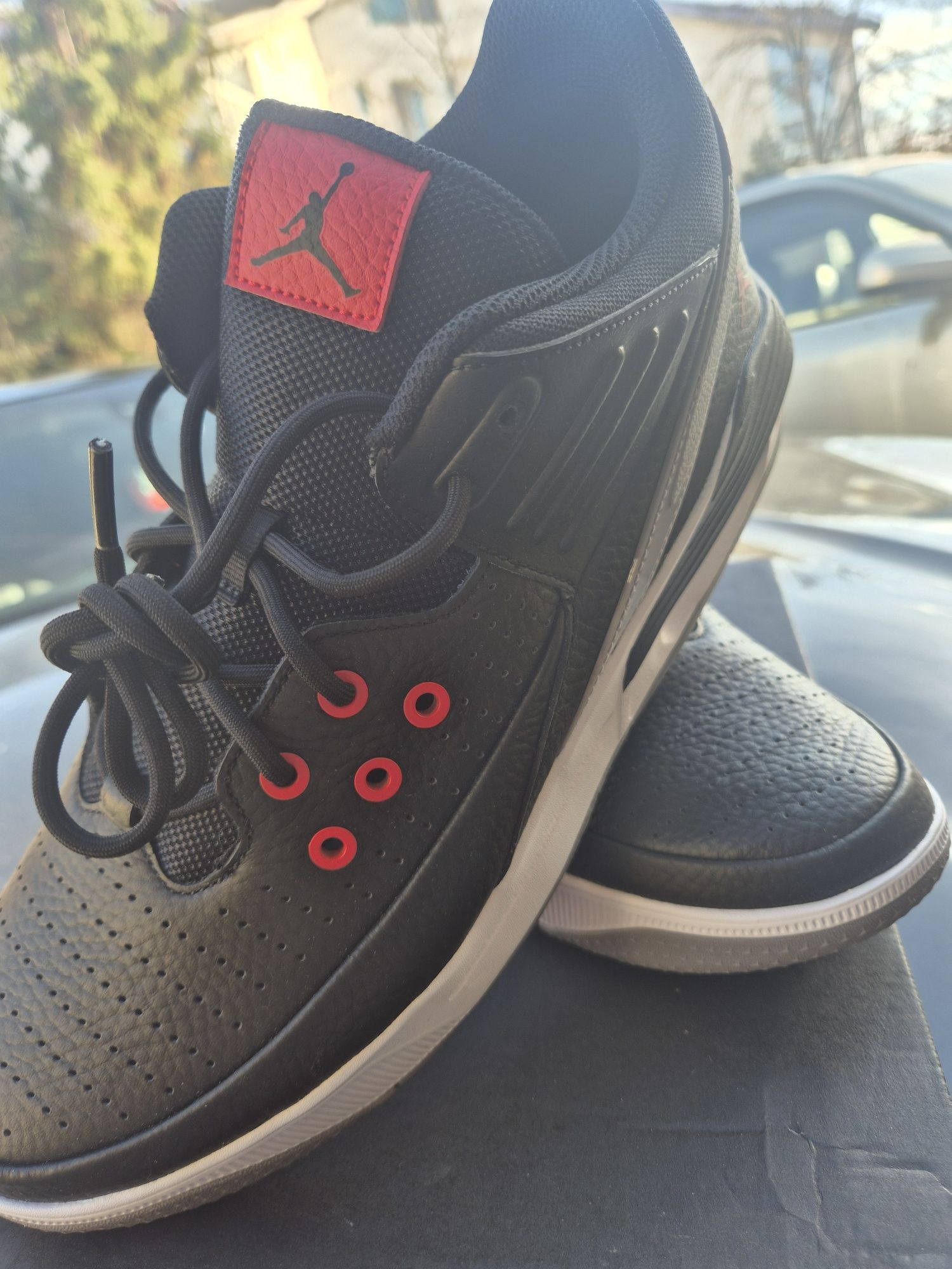 Jordan Max Aura 5