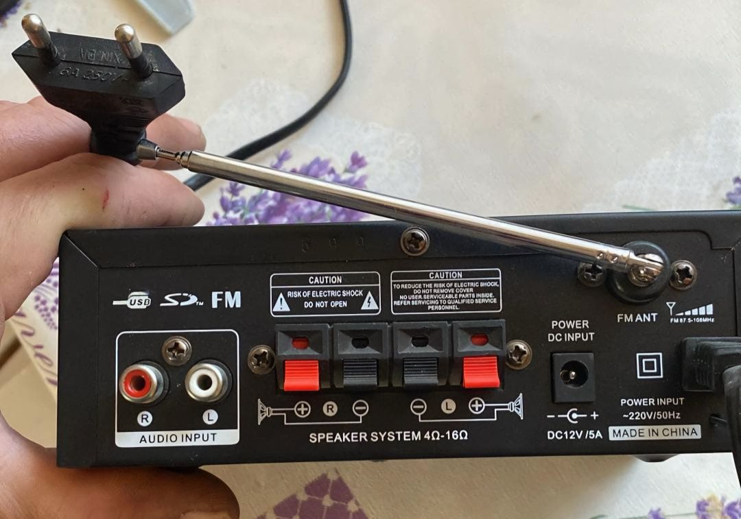 Amplificator 400W