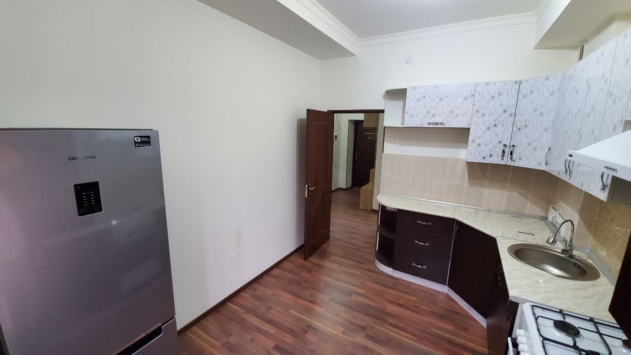 Продаётся 2х комнатная квартира, новостройка, Паркентский