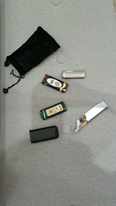 Lot Brichete Vintage ( pret lotul intreg