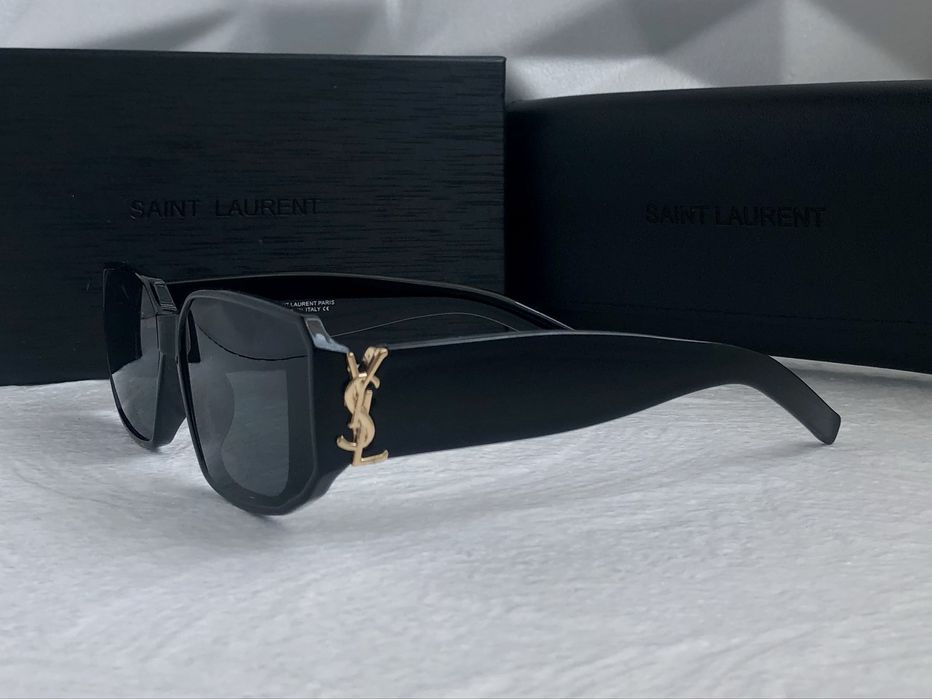 Дамски слънчеви очила правоъгълни 2 цвята черни бели