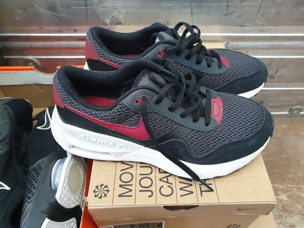 Маратонки air max systm номер 38