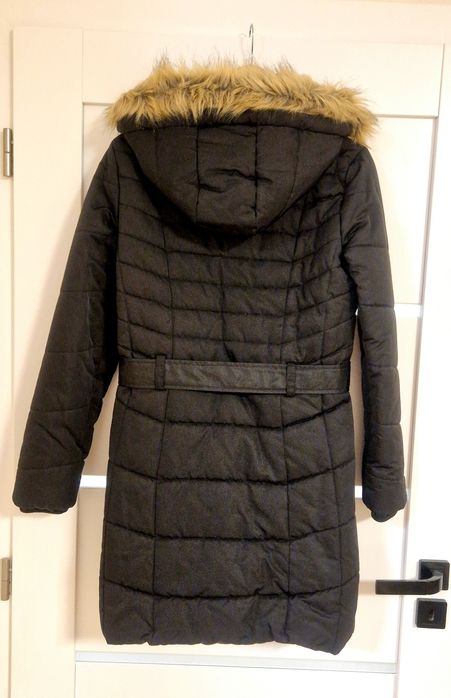 Дамско зимно  яке LC Waikiki, размер L
Размер: